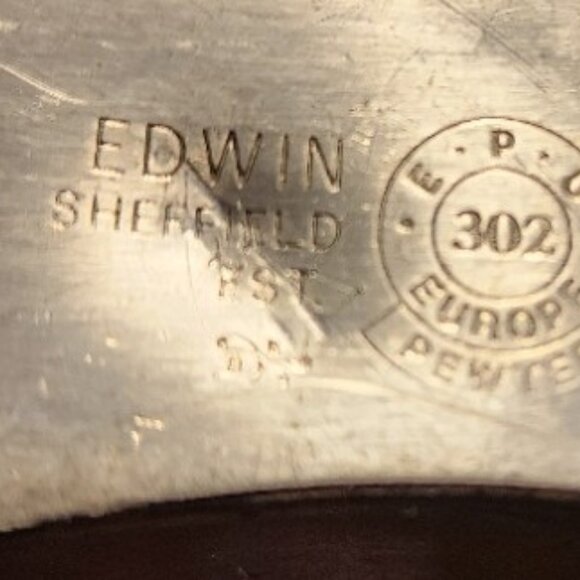 Edwin Blyde Sheffield England Pewter Liquor   Pewter Flask  10.5 H x 8.5 W cm - Picture 2 of 2